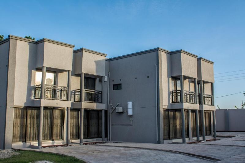 Emmanuel Apartments - image 3