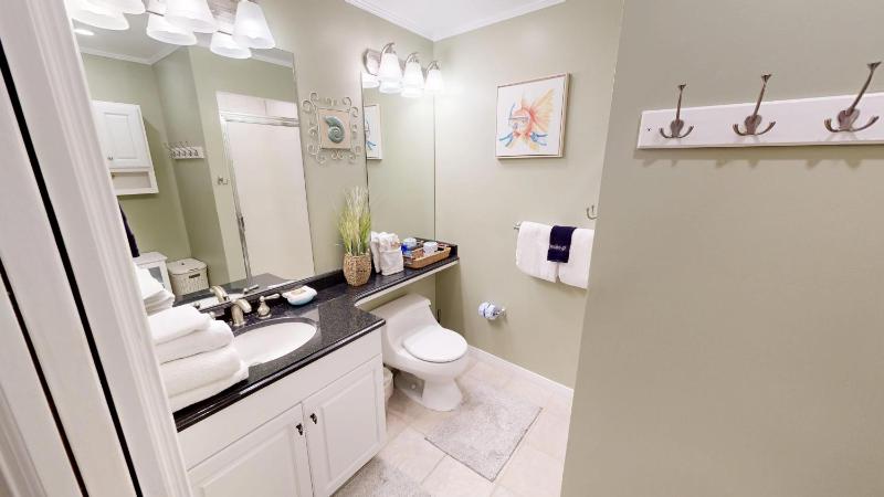 Destin West Gulfside 611 - image 2