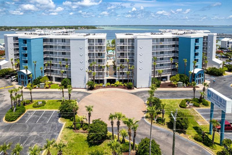 Destin West Gulfside 611 - image 10