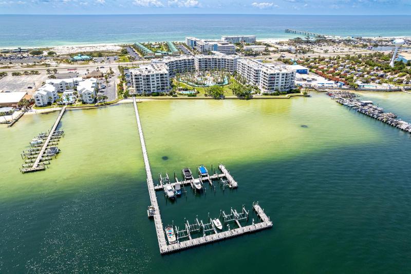 Destin West Gulfside 611 - image 11