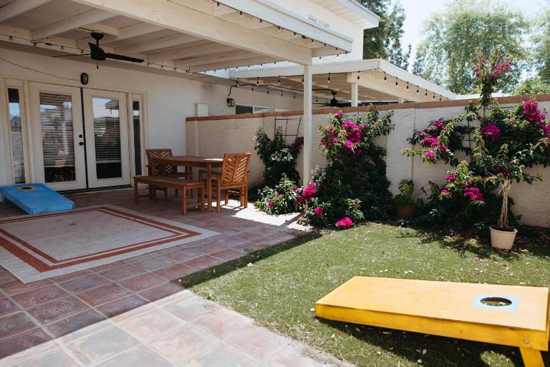 Luxurious Oasis w/Pool+Patio Just Min to Old Town! - image 16