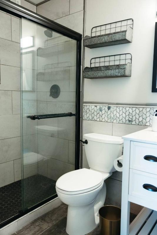 Luxurious Oasis w/Pool+Patio Just Min to Old Town! - image 17