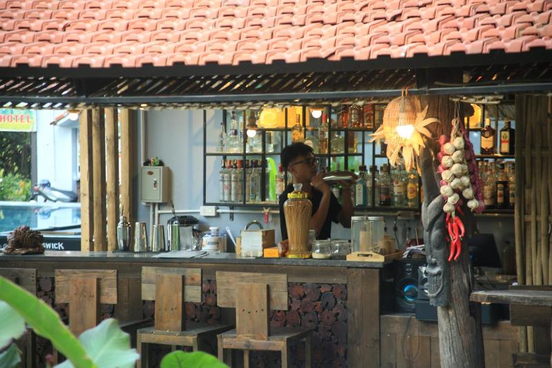 The Hive Homestay - Tam Coc - image 4