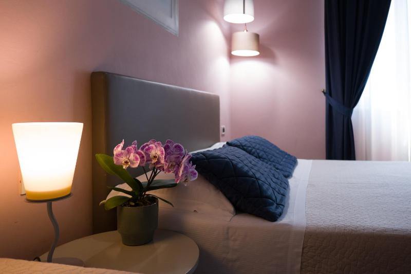 Triple Room image 2