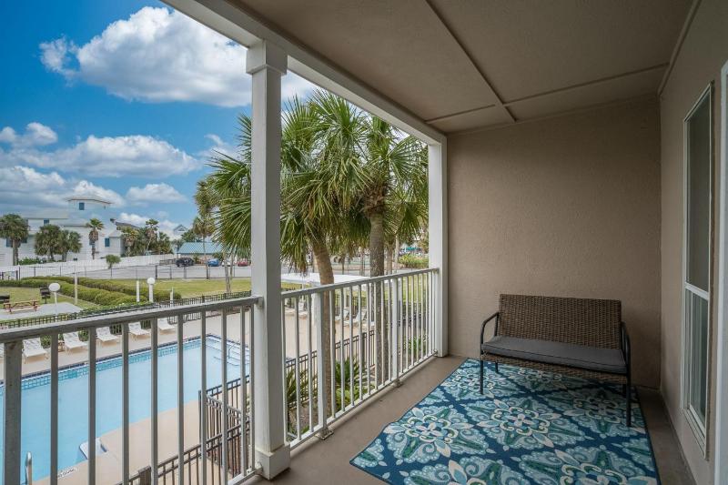 Sea-Esta - Easy Walk to the Beach + Balcony with Pool Views - image 32