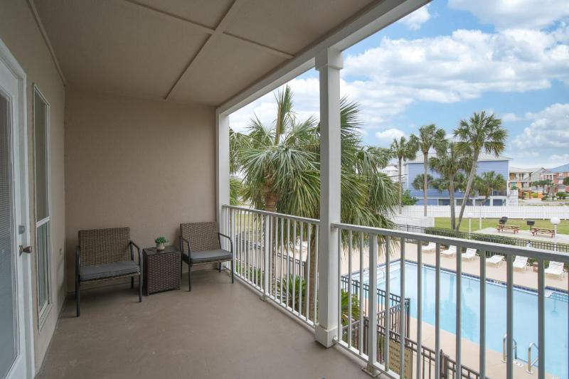 Sea-Esta - Easy Walk to the Beach + Balcony with Pool Views - image 16