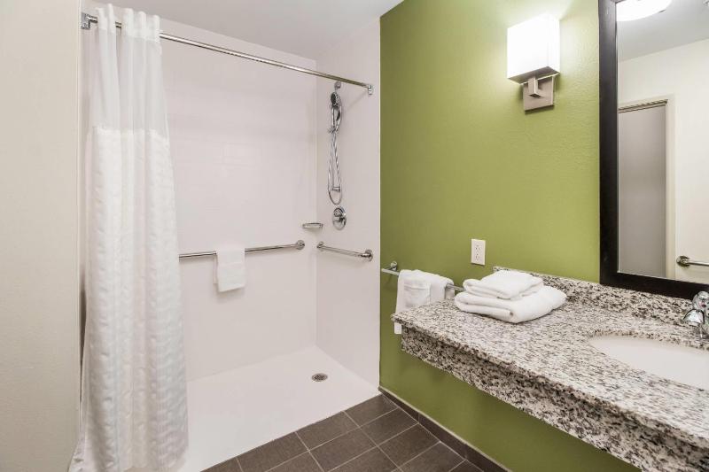 King Room - Non-Smoking image 3