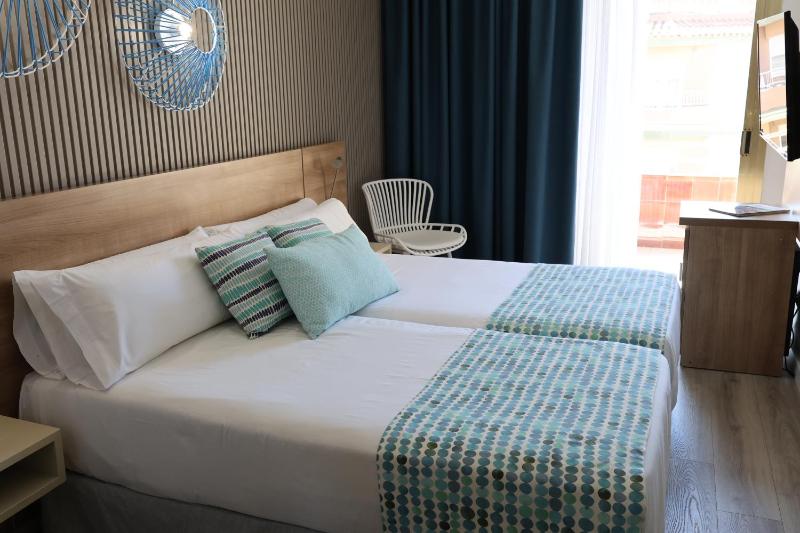 Single Room image 4