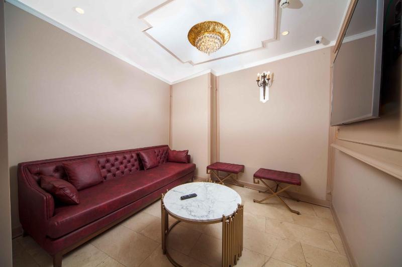 Istanbul Old City Beyazid Belmond Hotel - image 11