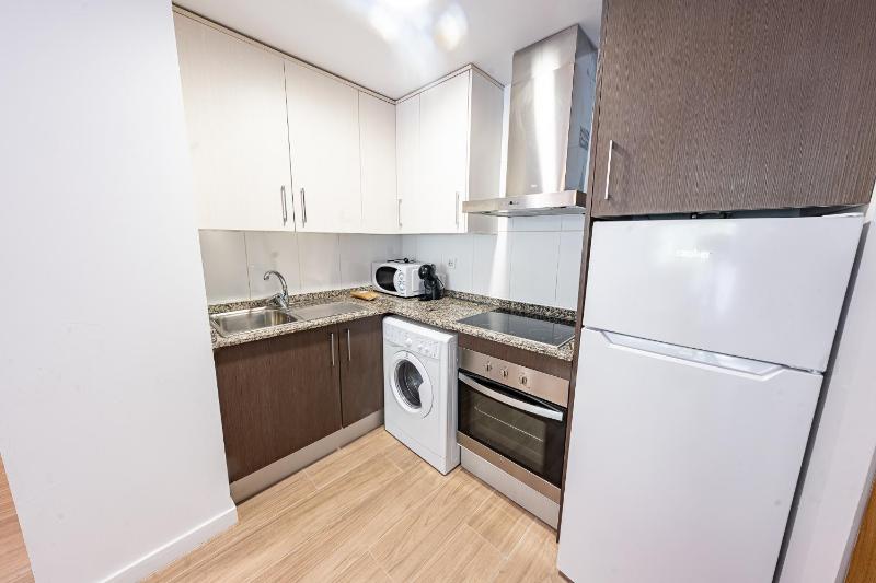 One-Bedroom Apartment image 1