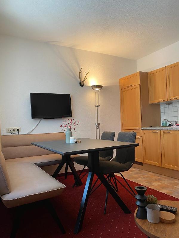 One-Bedroom Apartment image 1