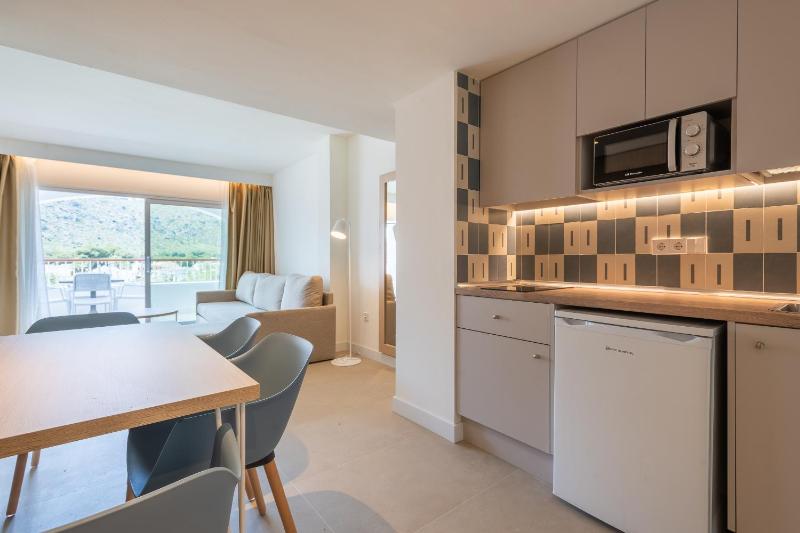 Two-Bedroom Apartment (2 Adults + 3 Children) image 1