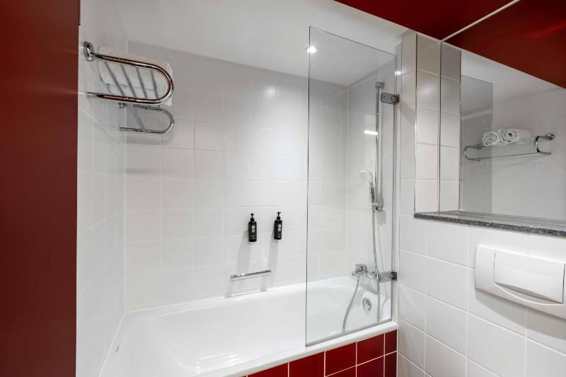 Suite image 4