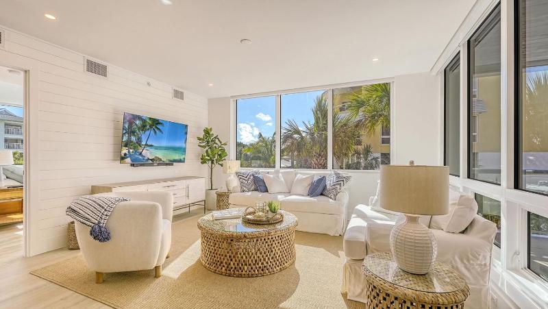 Ten35 Seaside Rentals - image 38