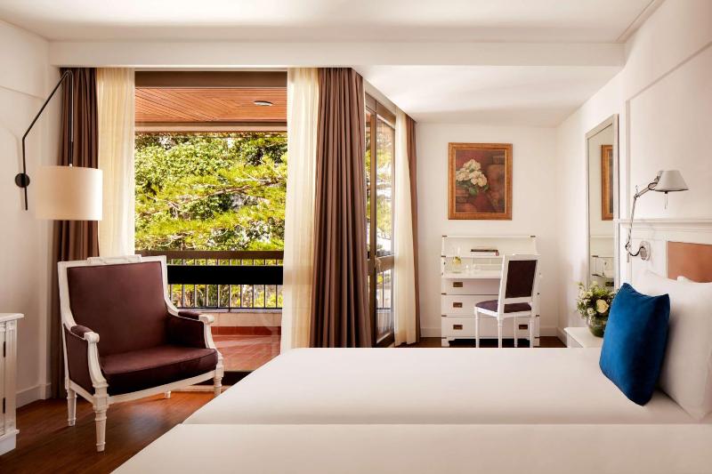 Standard Double or Twin Room with City View image 3