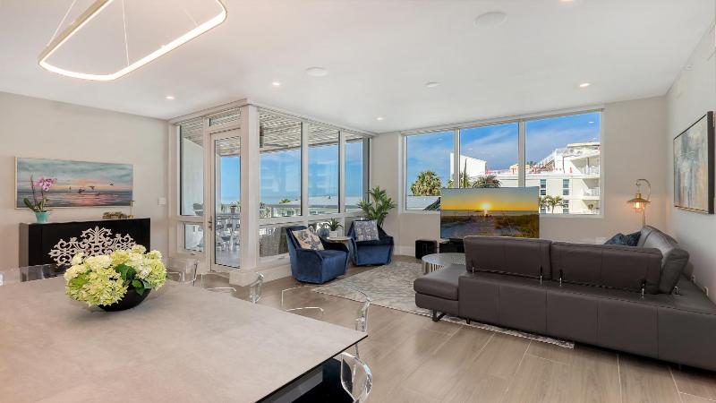 Ten35 Seaside Rentals - image 16