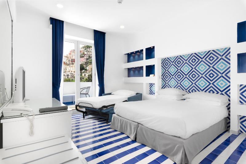 Hotel Bougainville - image 19