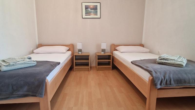 Apartmani Dolencic - image 33