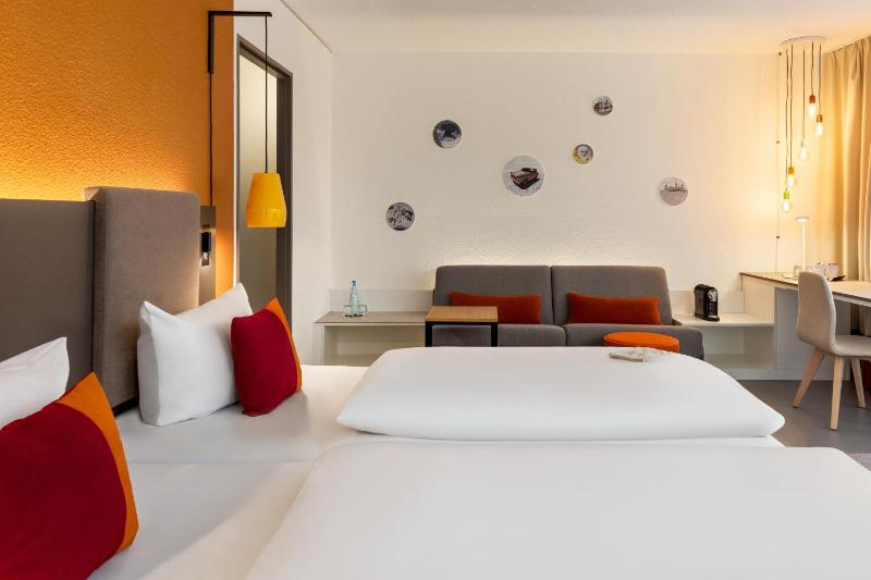Junior Suite image 2