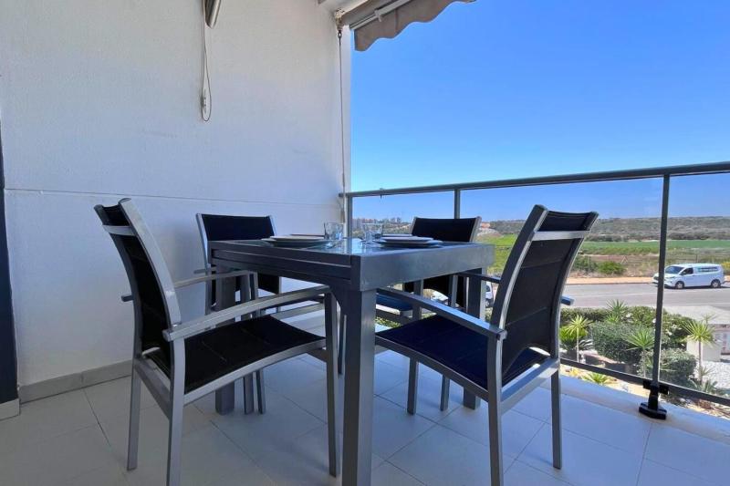 Modern flat with swimming pool terrace and equipped solarium - image 17
