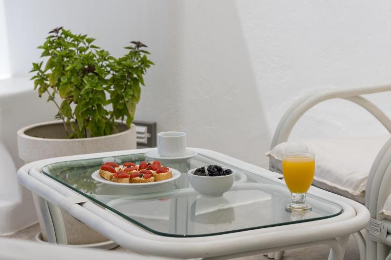 Double Room with Outdoor Hot Tub image 1