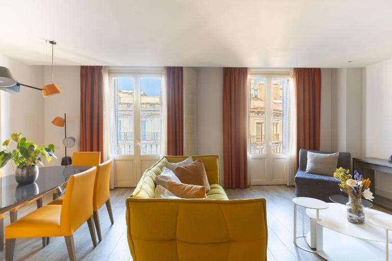 Three-Bedroom Apartment (6 Adults) image 3