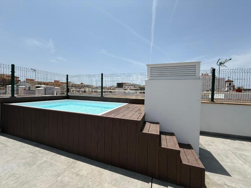Nuevo y céntrico apartamento de playa - image 5