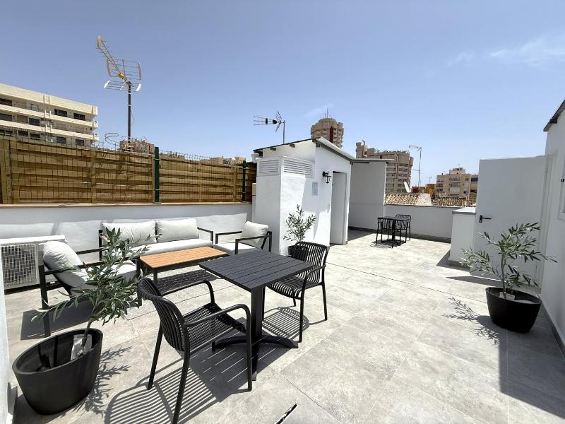 Nuevo y céntrico apartamento de playa - image 4