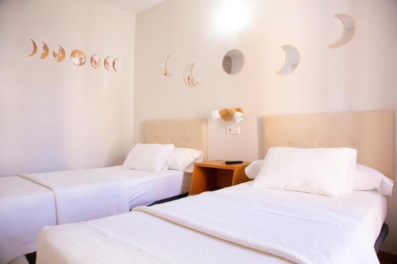 Hostal Cuevas - image 15