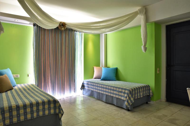 Deluxe Apartment image 1