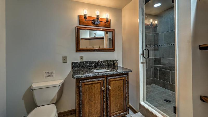 Ridge Top Lodge - image 35