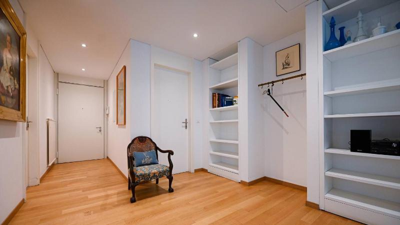 Luxury Lake View Motta Apartment in Lugano - image 15