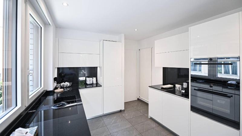 Luxury Lake View Motta Apartment in Lugano - image 14