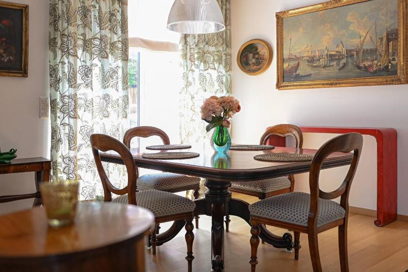 Luxury Lake View Motta Apartment in Lugano - image 11