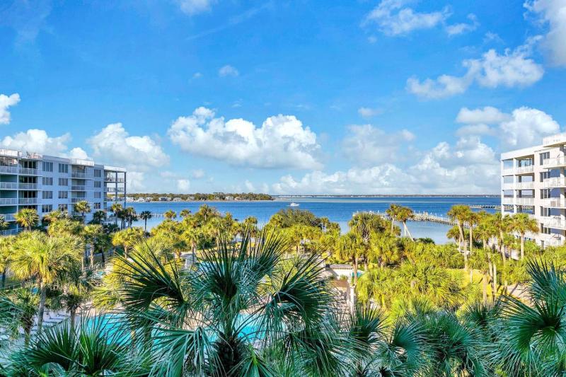 Bayfront Bliss at Destin West - image 15