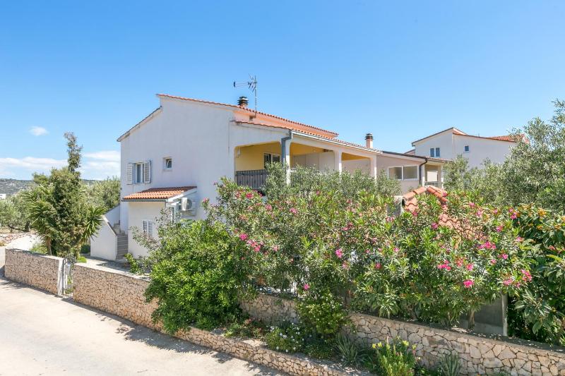 Apartment Razanj 12733b - image 12