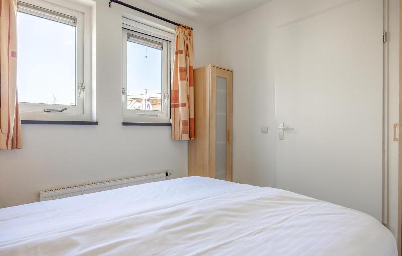 Three-Bedroom Holiday Home  image 4