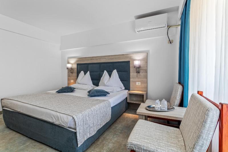 King Room image 4