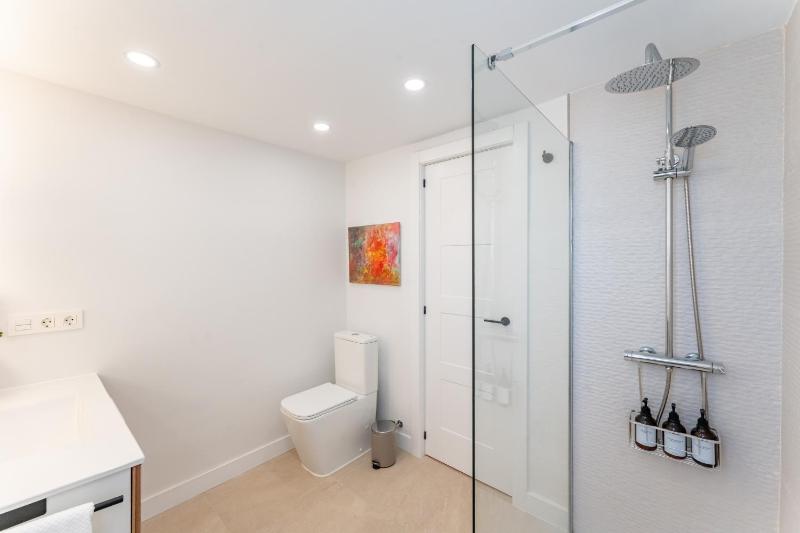 VB Torrequebrada Townhome 3BR near the sea - image 4