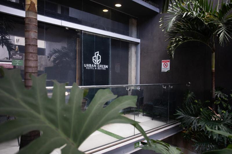 Urban Green Hotel & Suites - image 9