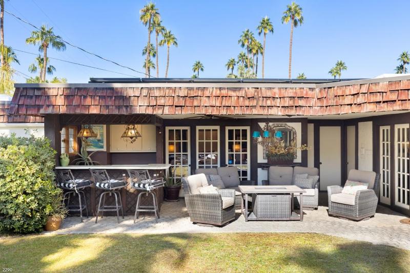 Villa Coffee House - image 46