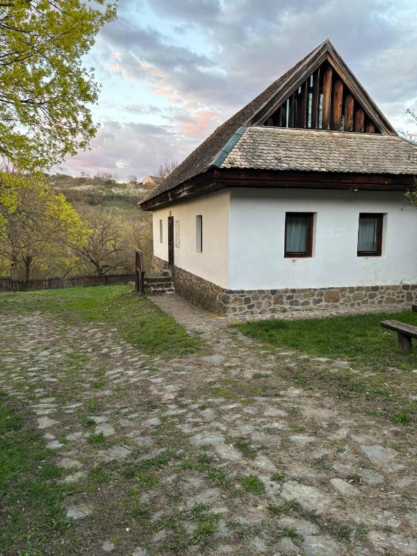 Two-Bedroom House image 1