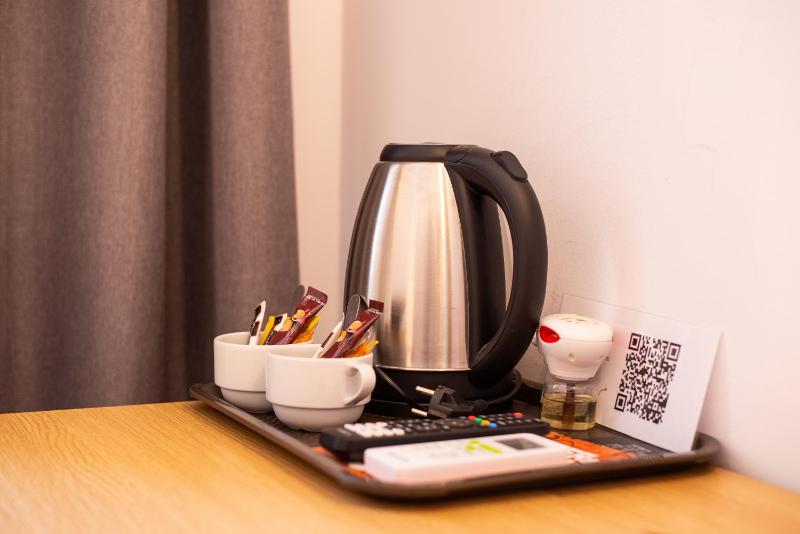 Studio Apartment image 4