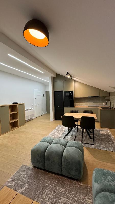 H&H Apartments - image 7