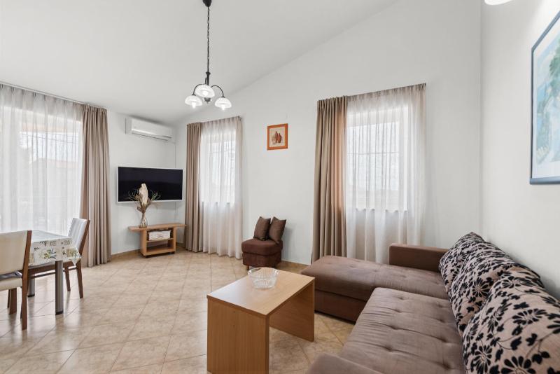 Two-Bedroom Apartment image 4
