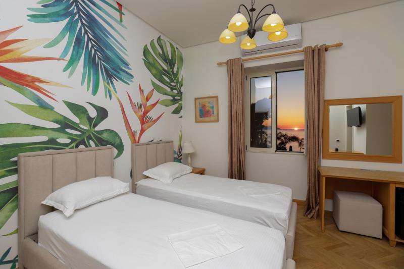 Family Double Room image 3