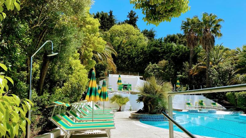 Pamela Hotel Cassis - image 26