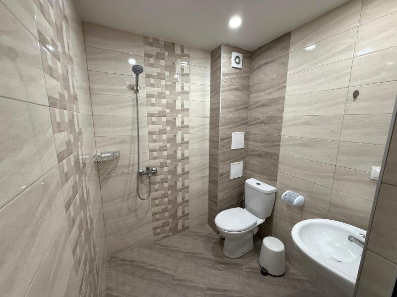 Standard Double Room image 4