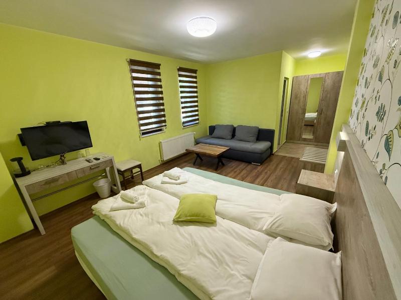 Family Room image 4