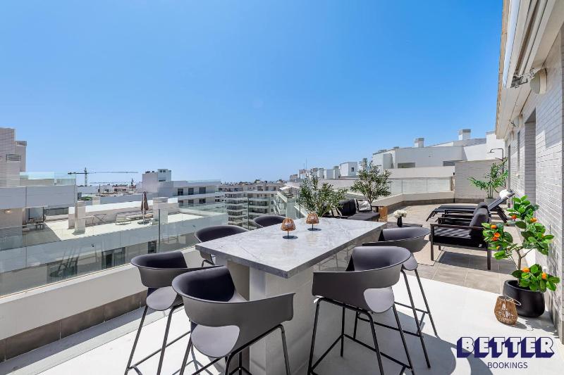 Prime Penthouse Top Location By Better Bookings - image 14